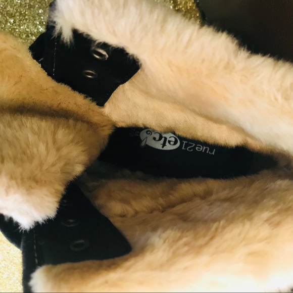 Trendy Ankle Boots Synthetic Suede - Picture 4 of 7